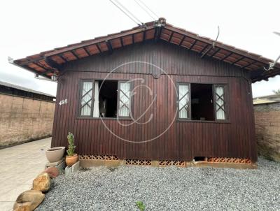 Casa para Venda, em Joinville, bairro Ftima, 2 dormitrios, 1 banheiro, 1 vaga
