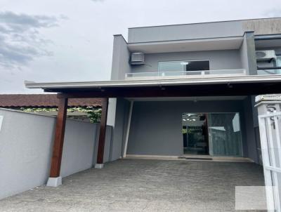 Casa Geminada para Venda, em Joinville, bairro Espinheiros, 2 dormit�rios, 1 banheiro