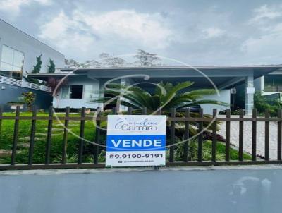 Casa para Venda, em Joinville, bairro Floresta, 3 dormitrios, 2 banheiros, 1 sute, 2 vagas