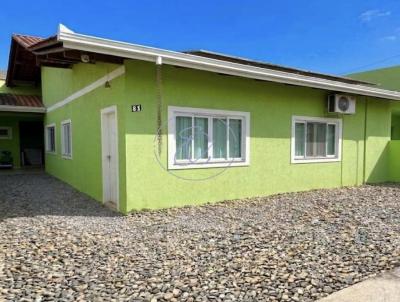Casa para Venda, em Joinville, bairro Jardim Iriri�, 3 dormit�rios, 3 banheiros, 1 su�te, 1 vaga
